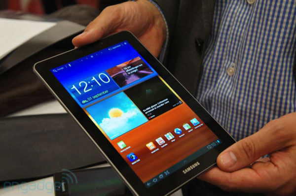 смартфон Samsung Galaxy Tab 7.7