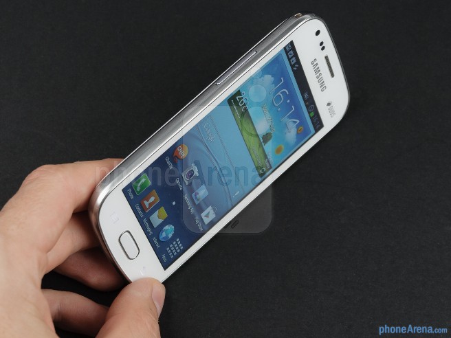 смартфон Samsung Galaxy S Duos_16